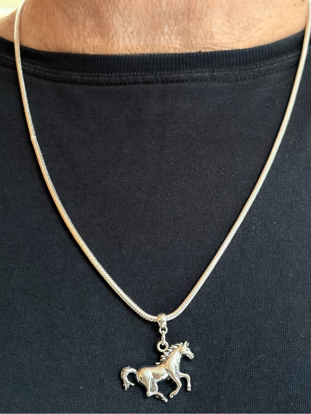 925 Sterling Silver Horse Pendant Necklace Men's 70 cm Snake Chain
30g Heavy.